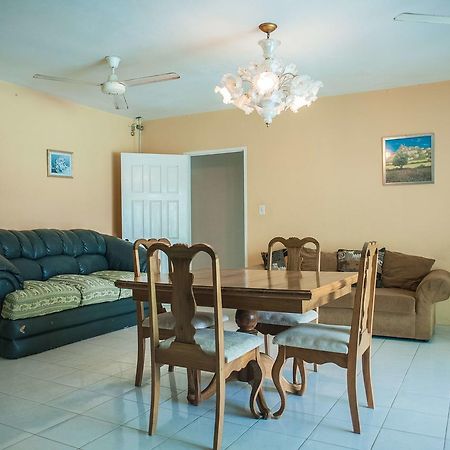 Diamond Villa Guest House Montego Bay Dış mekan fotoğraf