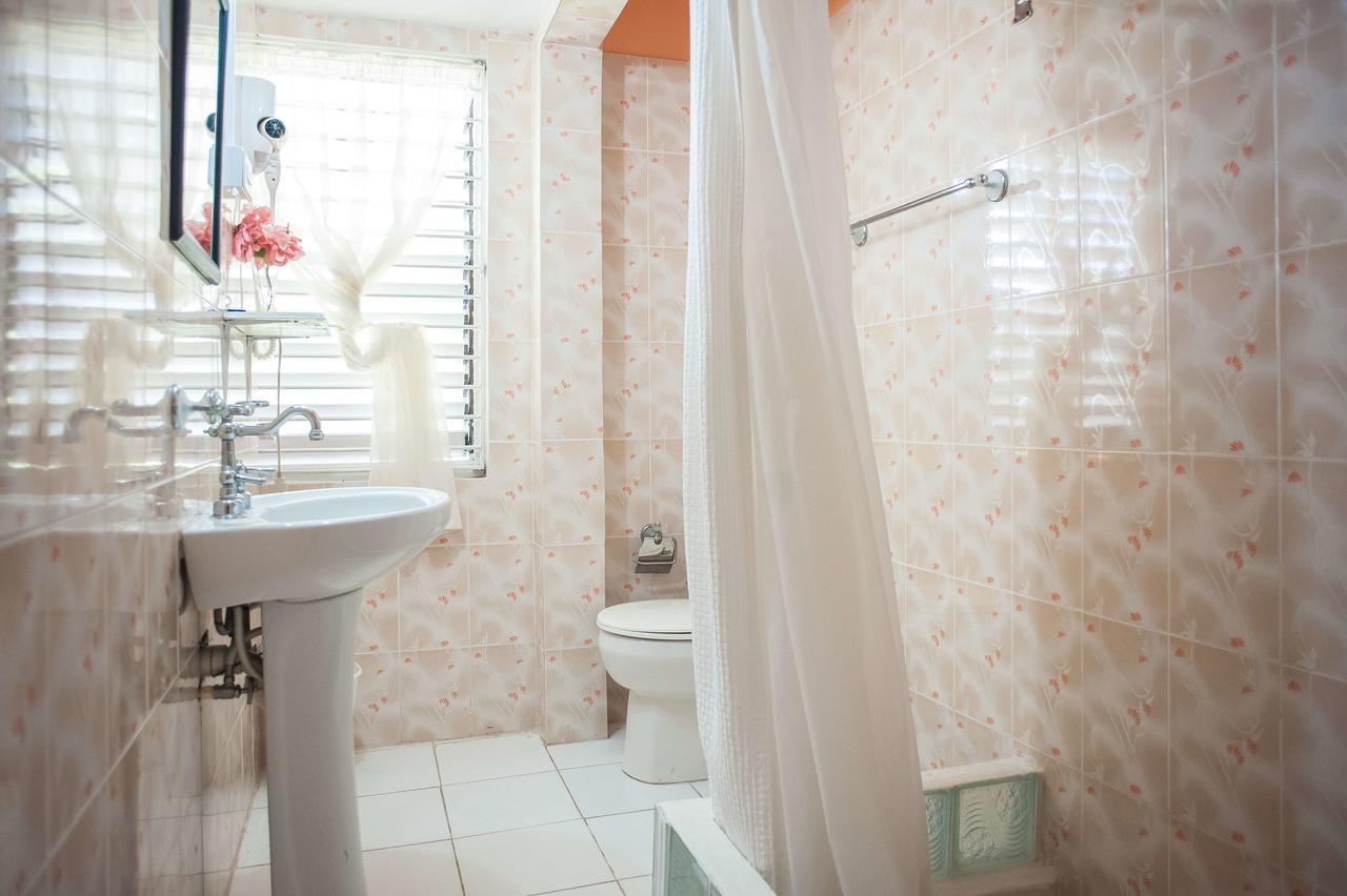 Diamond Villa Guest House Montego Bay Dış mekan fotoğraf