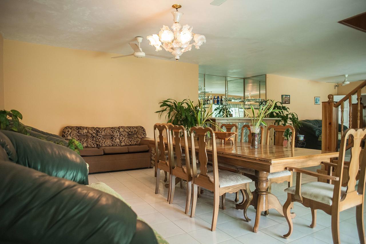 Diamond Villa Guest House Montego Bay Dış mekan fotoğraf