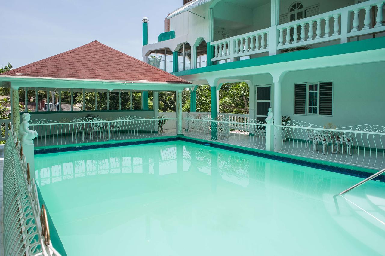 Diamond Villa Guest House Montego Bay Dış mekan fotoğraf