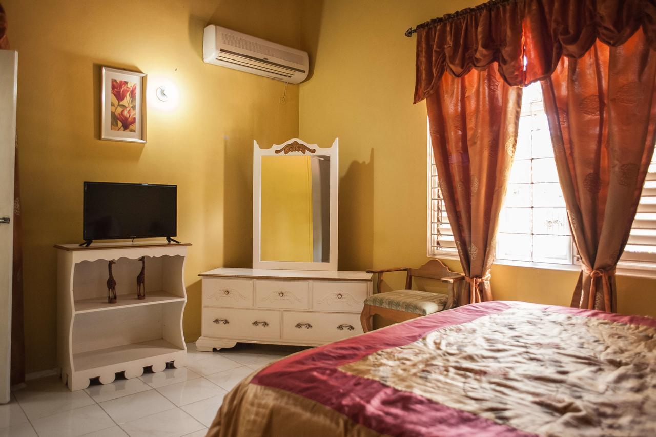 Diamond Villa Guest House Montego Bay Dış mekan fotoğraf
