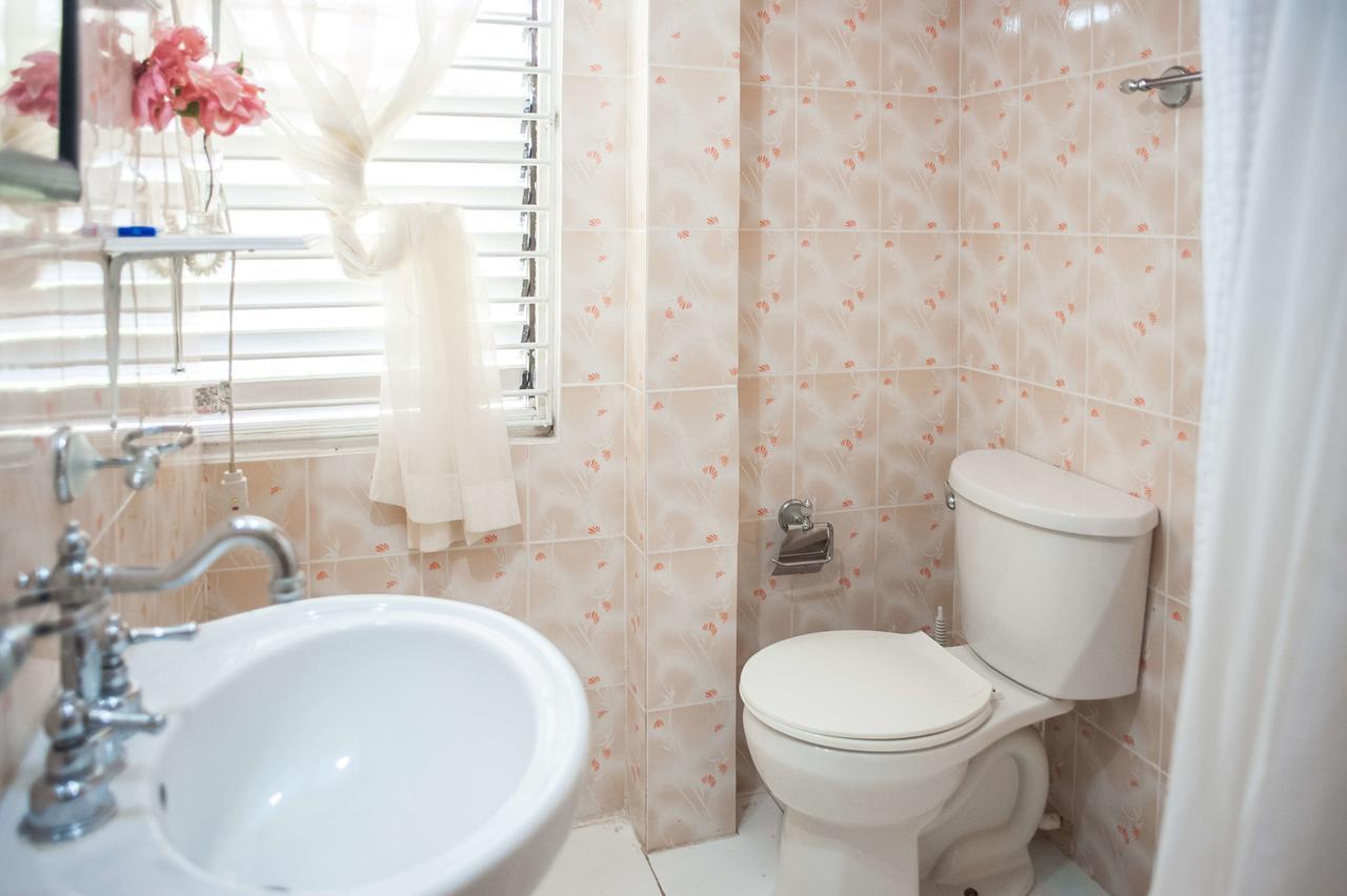Diamond Villa Guest House Montego Bay Dış mekan fotoğraf