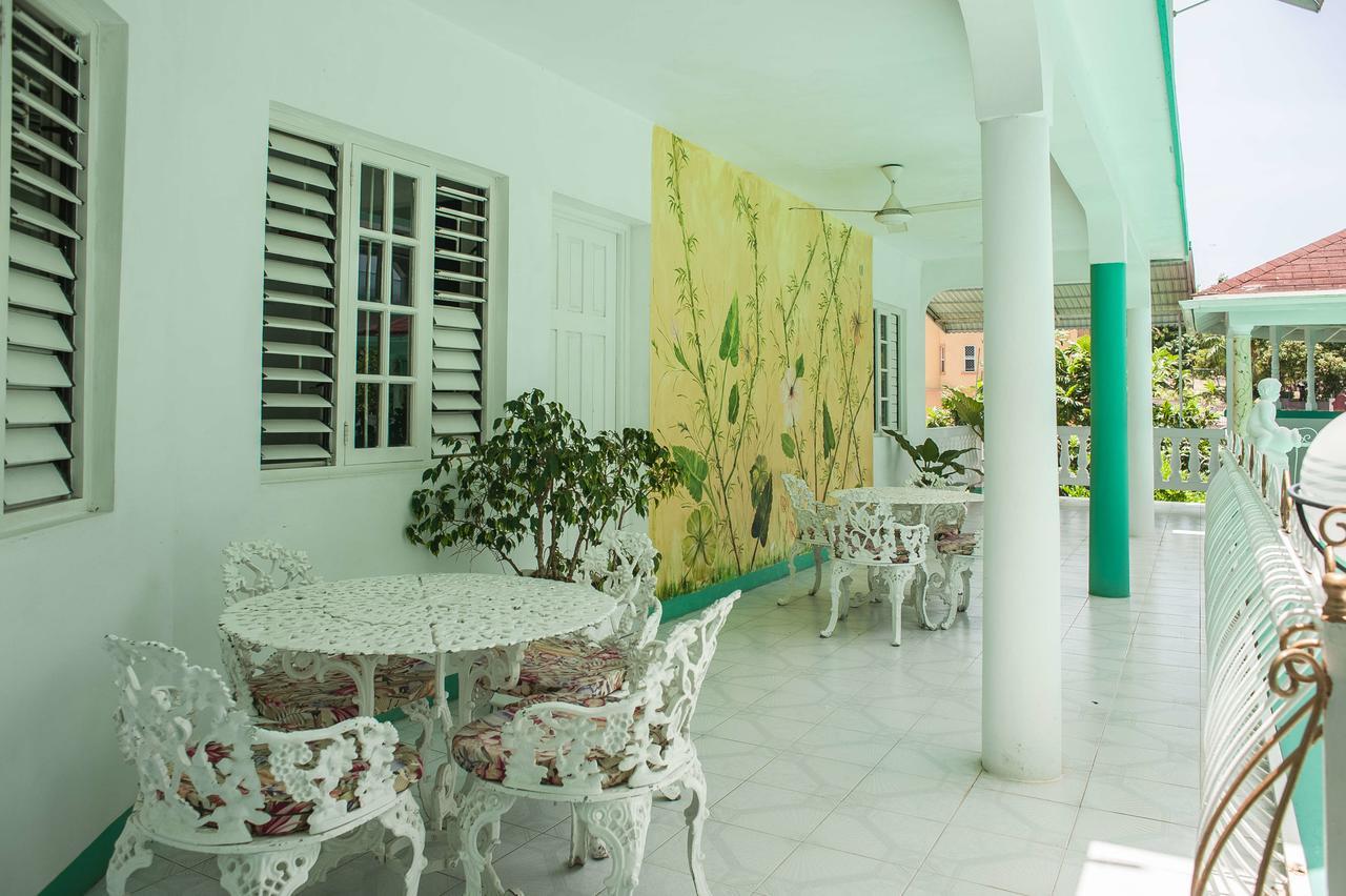 Diamond Villa Guest House Montego Bay Dış mekan fotoğraf