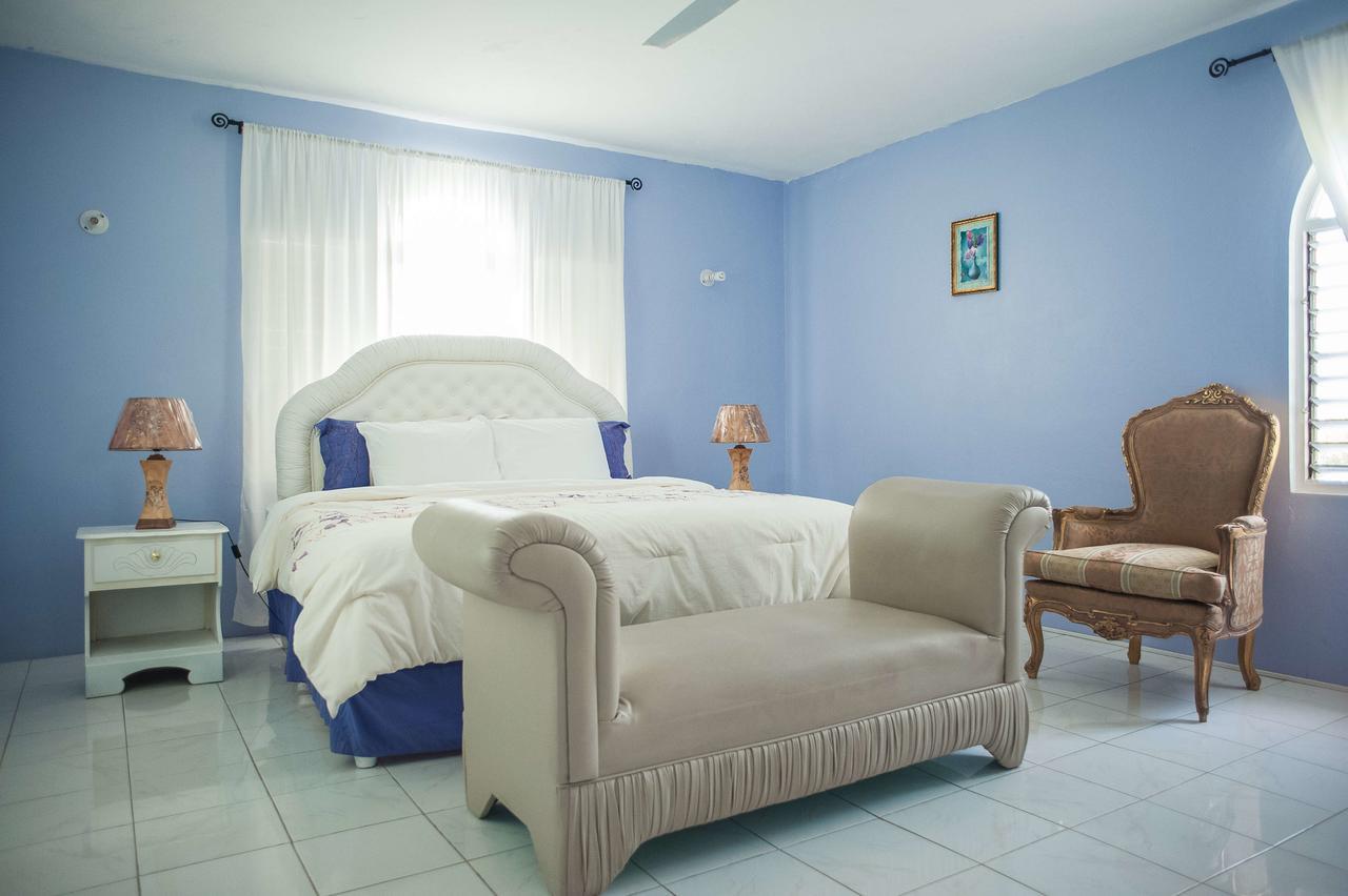 Diamond Villa Guest House Montego Bay Dış mekan fotoğraf