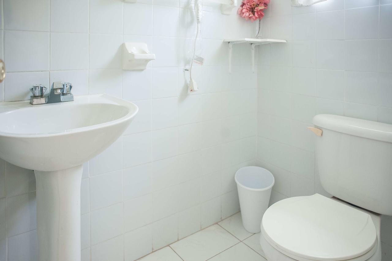 Diamond Villa Guest House Montego Bay Dış mekan fotoğraf