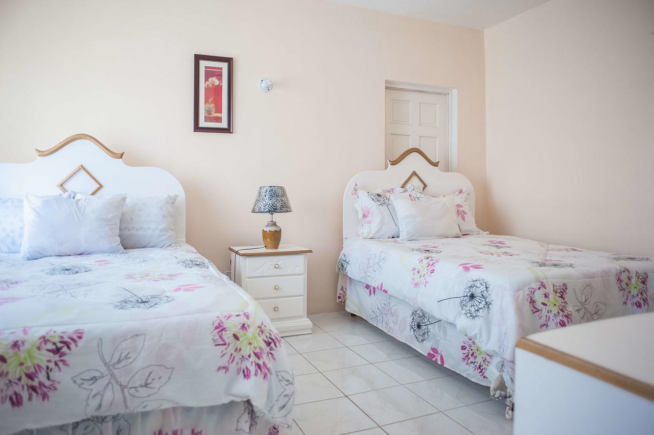 Diamond Villa Guest House Montego Bay Dış mekan fotoğraf